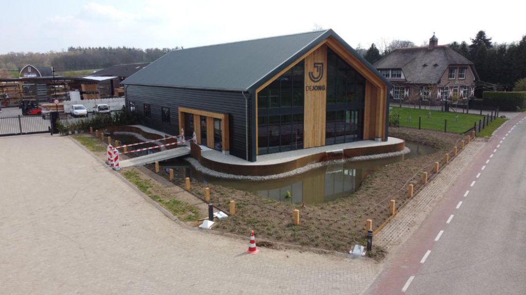 Ontwerp en aanleg gevelaanzicht Achterberg